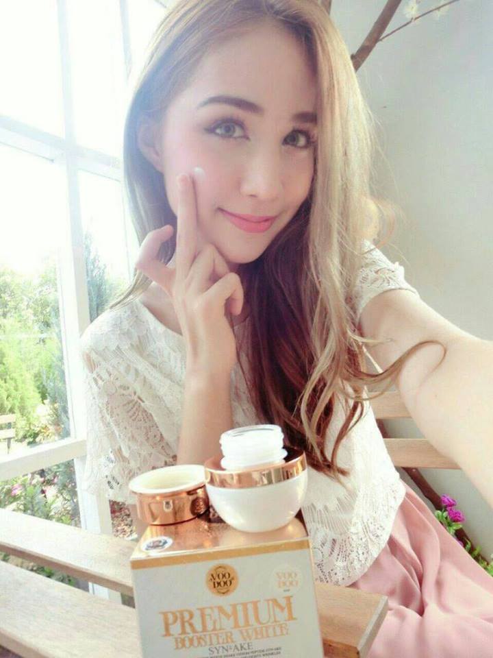 Voodoo Premium Booster White SYN-AKE