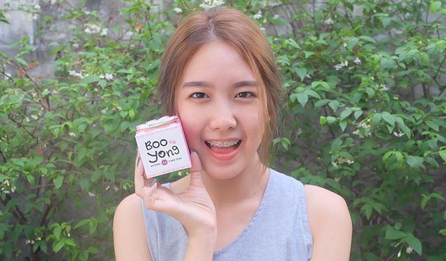 Boo Yong Whitening AA Flower Cream6