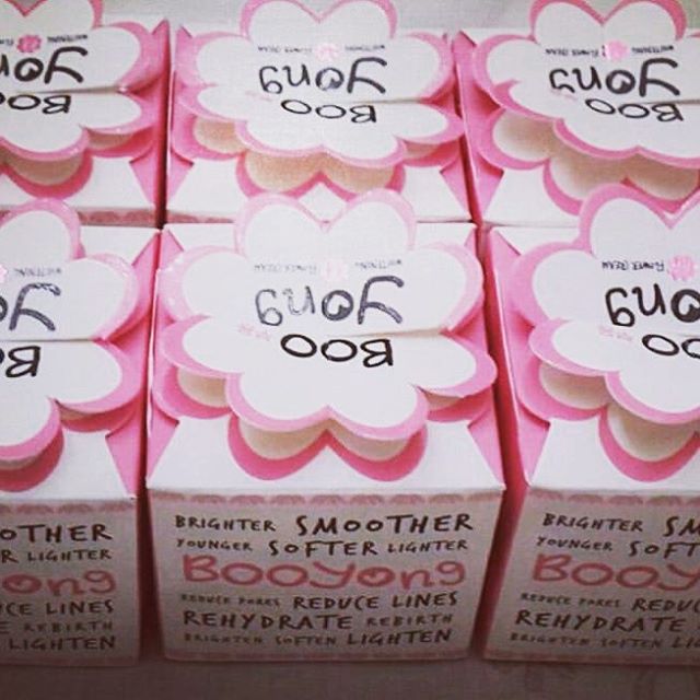 Boo Yong Whitening AA Flower Cream9