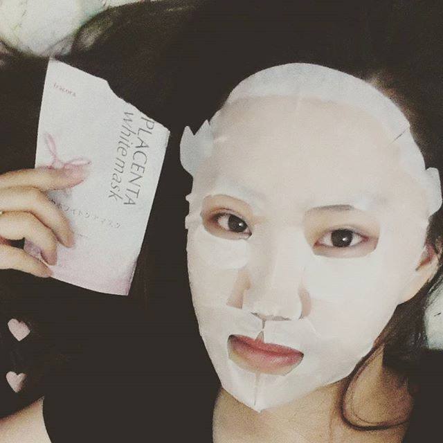 Fracora Placenta White Mask