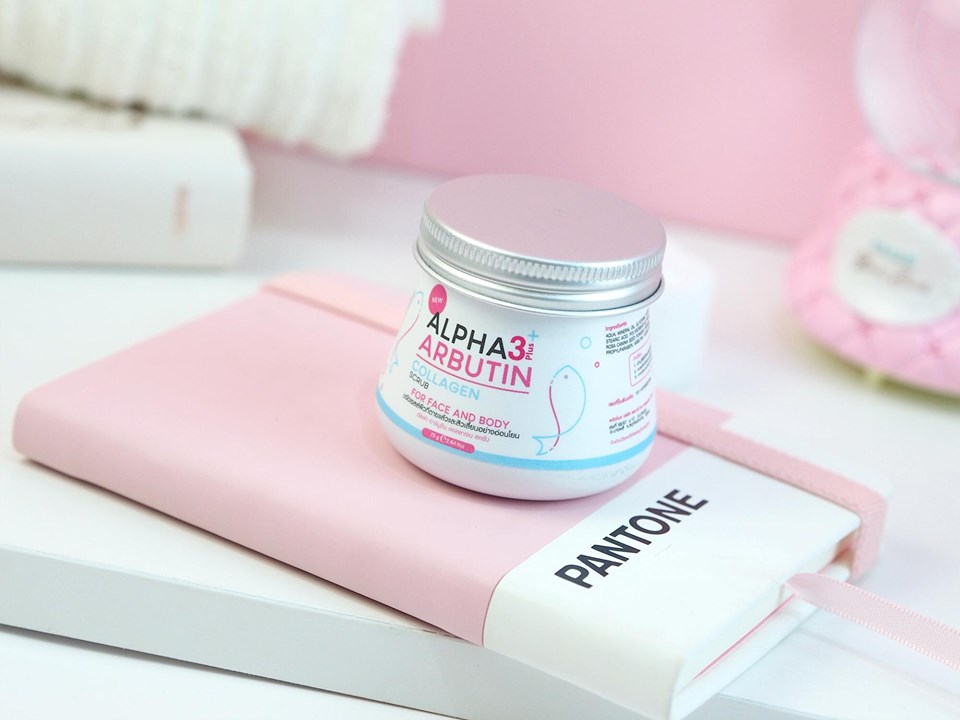 Alpha Arbutin Collagen Scrub