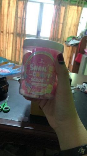 Jellys snail candy scrub review