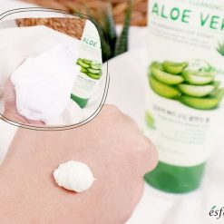 Esfolio Aloe Vera Soothing Cleansing Foam