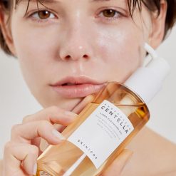 SKIN1004 Madagascar Centella Light Cleansing Oil
